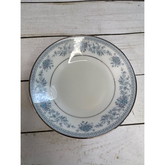 Noritake Blue Hill 2482 Fruit Bowls Set of 4 Blue Floral Rim Contemporary - Picture 3 of 8